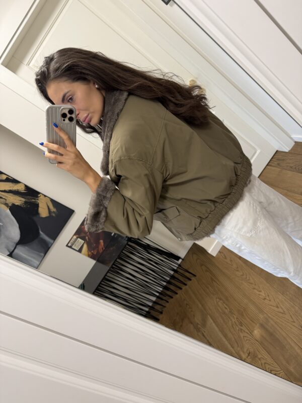 2 in 1 khaki striukė/kailiniai